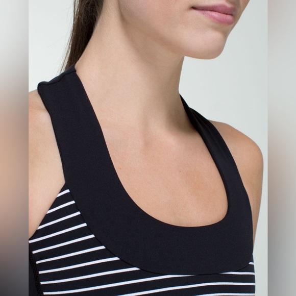 ◾️💟 Lululemon Scoop Neck Tank Black And White Stripe - Picture 5 of 12